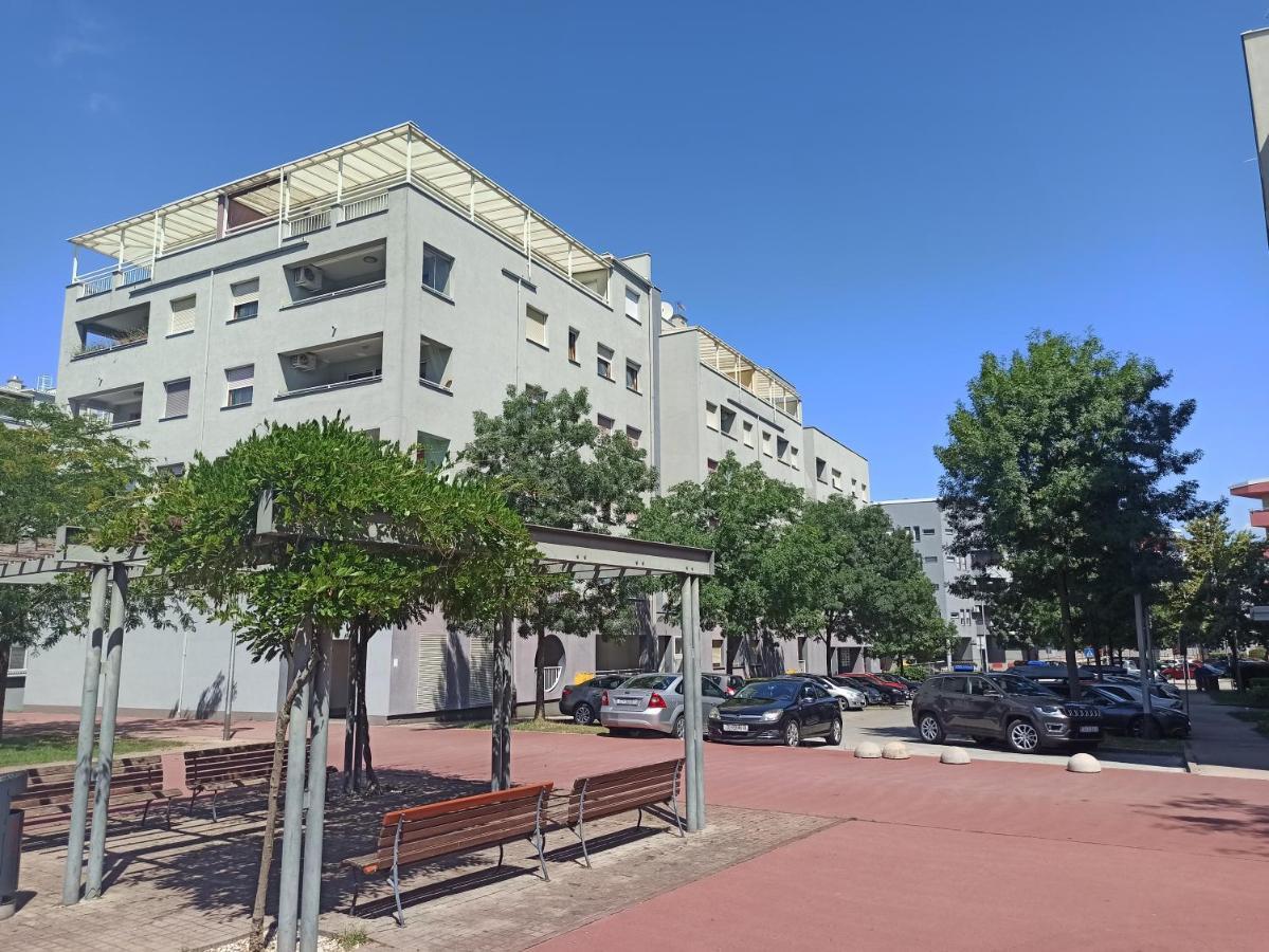 Zagreb Lake Star & Included Garage Parking Place Esterno foto
